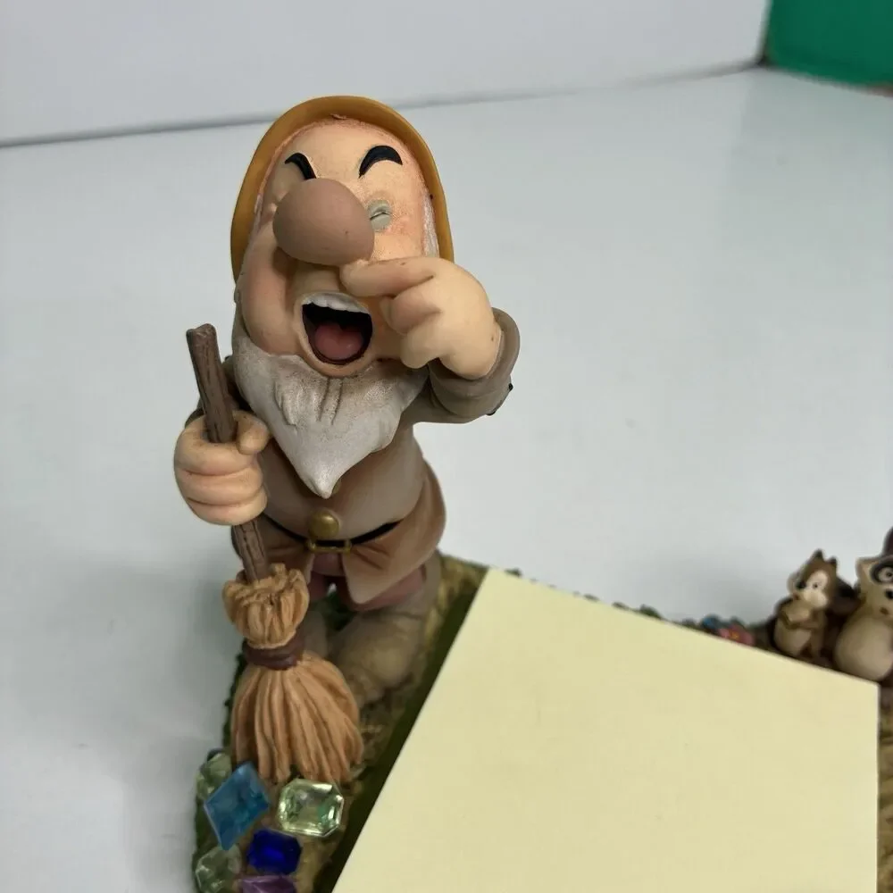 Disney Snow White & the 7 Dwarfs Desk Set Sneezy Paper Post It Note Holder 1999